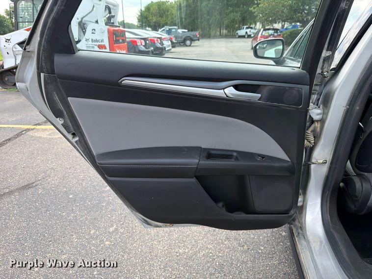 image for item DU8010 2016 Ford Fusion 