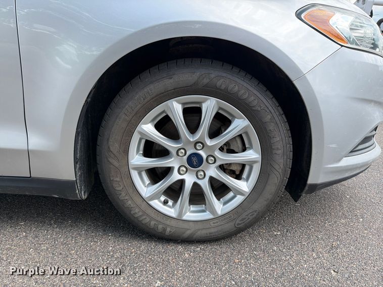 image for item DU8010 2016 Ford Fusion 
