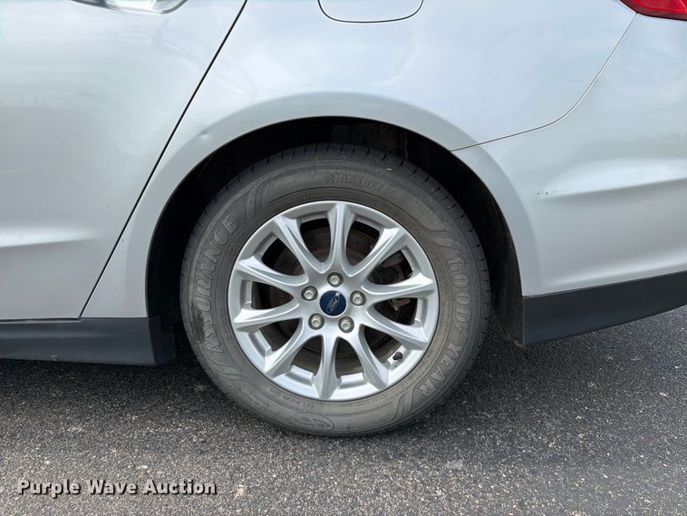 image for item DU8010 2016 Ford Fusion 