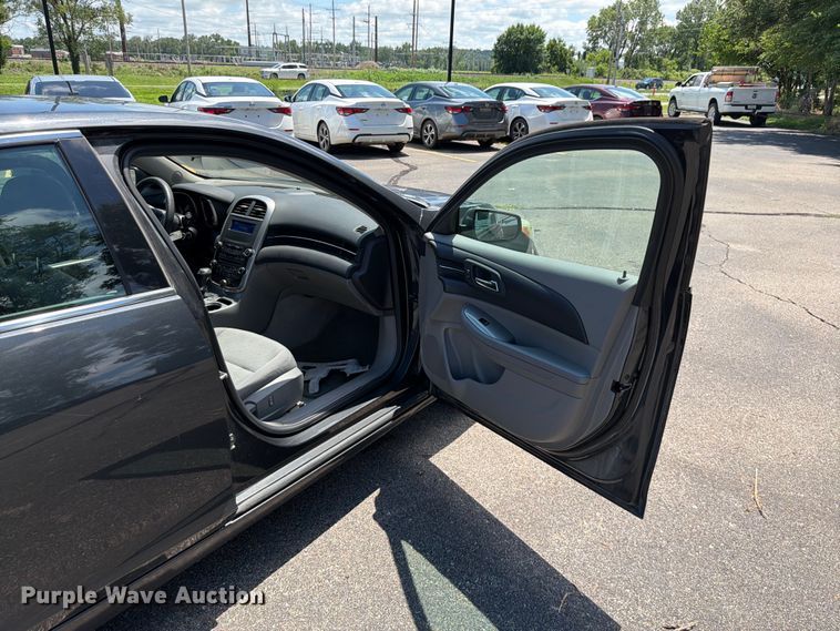 image for item DU8011 2015 Chevrolet Malibu 