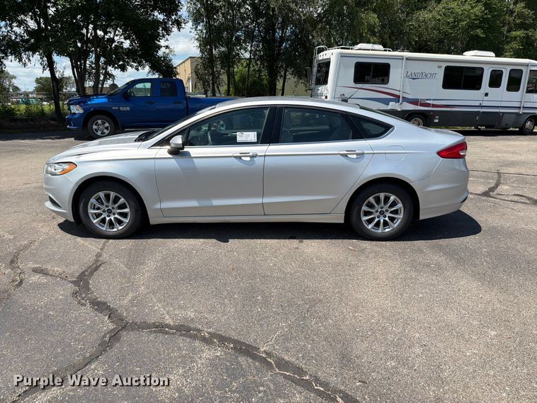 image for item DU8012 2017 Ford Fusion 