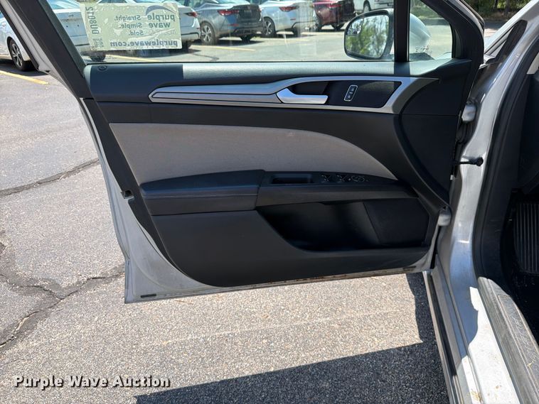 image for item DU8012 2017 Ford Fusion 