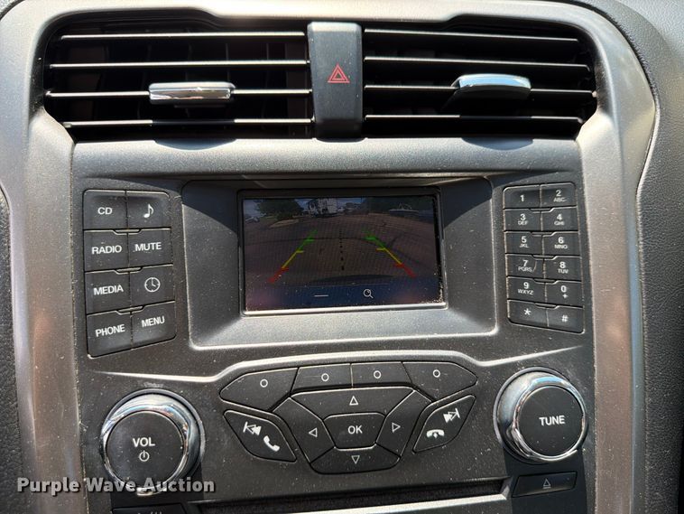 image for item DU8012 2017 Ford Fusion 