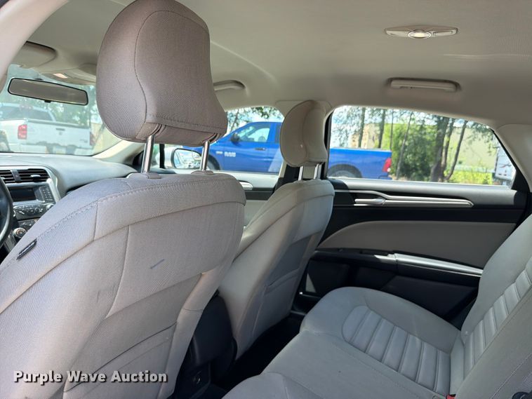 image for item DU8012 2017 Ford Fusion 