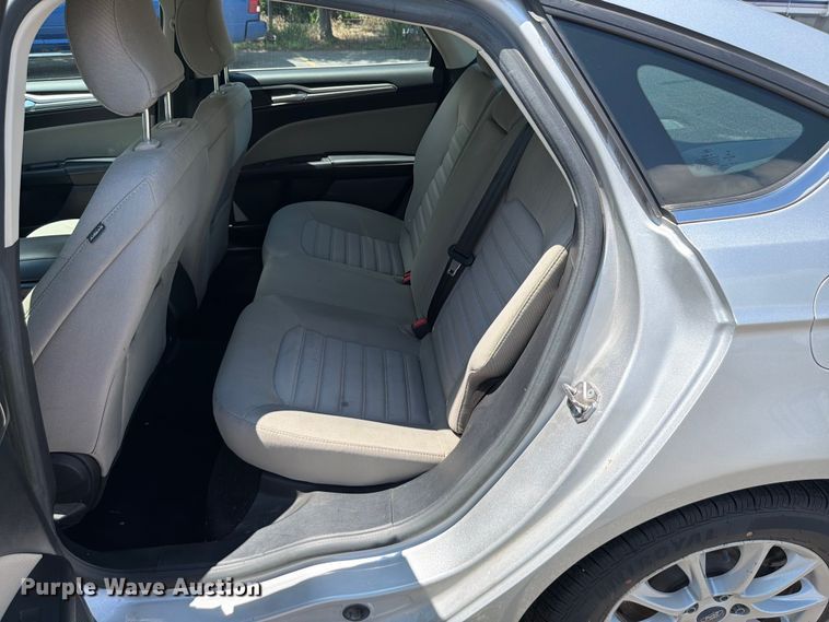 image for item DU8012 2017 Ford Fusion 