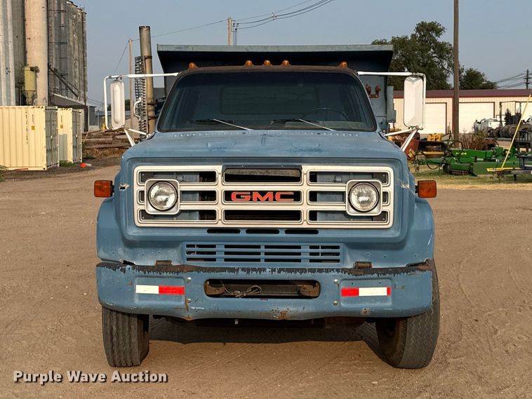 image for item DY3124 1986 GMC C7000 dump truck