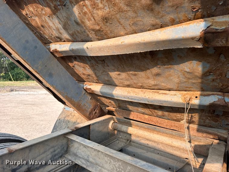 image for item DY3124 1986 GMC C7000 dump truck