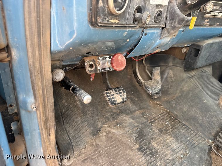 image for item DY3124 1986 GMC C7000 dump truck