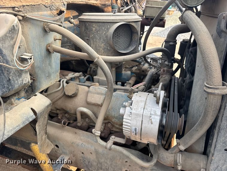 image for item DY3124 1986 GMC C7000 dump truck