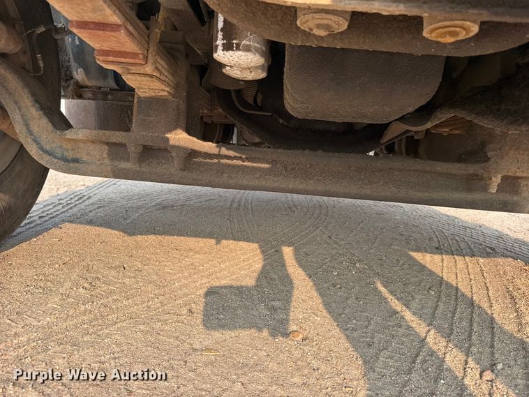 image for item DY3124 1986 GMC C7000 dump truck