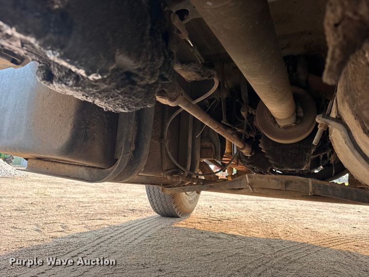 image for item DY3124 1986 GMC C7000 dump truck