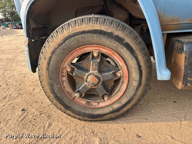 image for item DY3124 1986 GMC C7000 dump truck