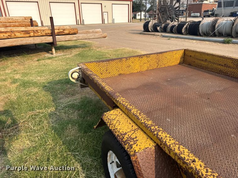 image for item DY3125 1988 Excel utility trailer
