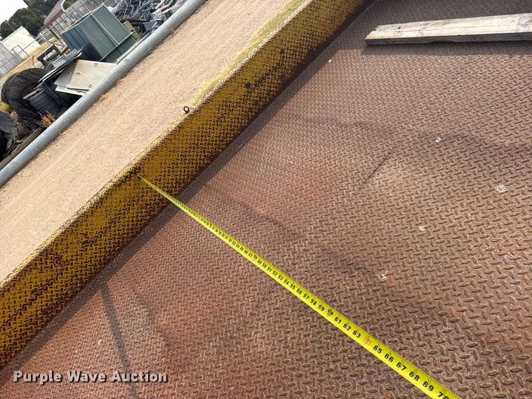 image for item DY3125 1988 Excel utility trailer
