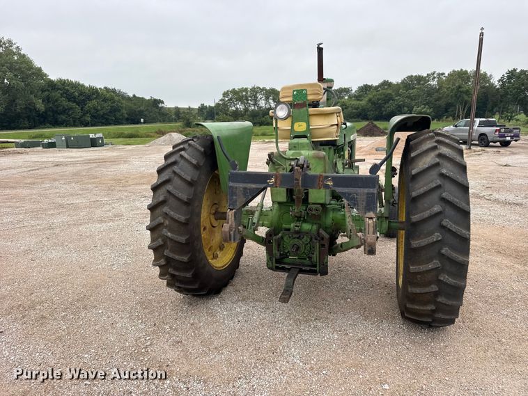 image for item DY3127 1965 John Deere 3020 tractor