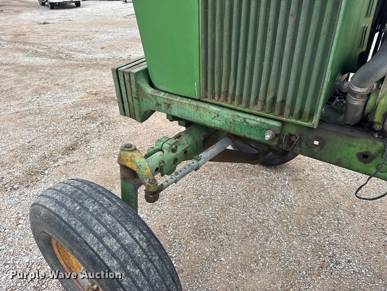 image for item DY3127 1965 John Deere 3020 tractor