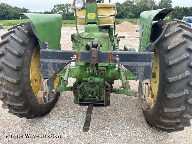 image for item DY3127 1965 John Deere 3020 tractor