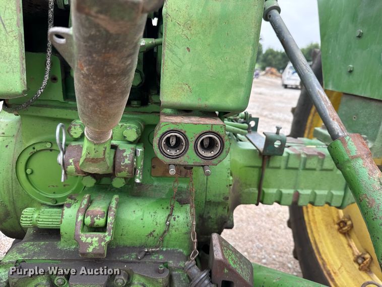 image for item DY3127 1965 John Deere 3020 tractor