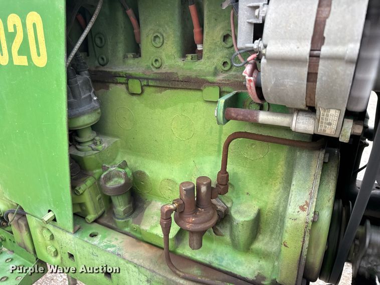 image for item DY3127 1965 John Deere 3020 tractor
