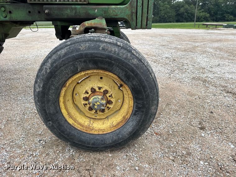 image for item DY3127 1965 John Deere 3020 tractor