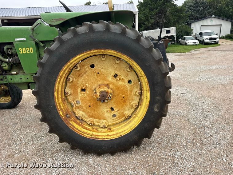 image for item DY3127 1965 John Deere 3020 tractor