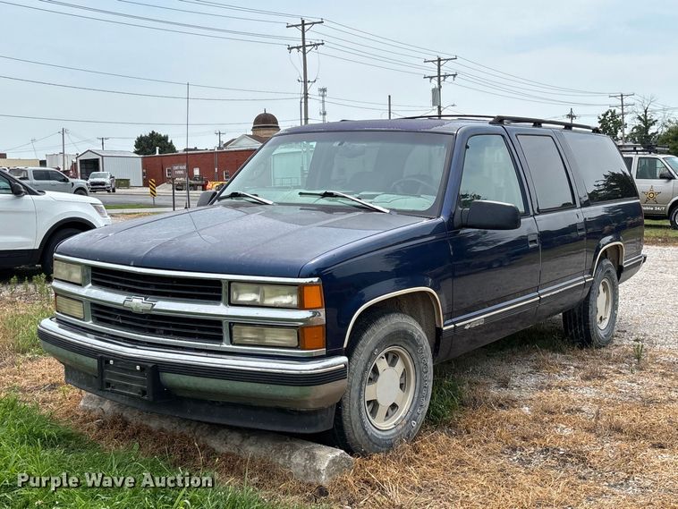 1999 Chevrolet Suburban 1500 SUV