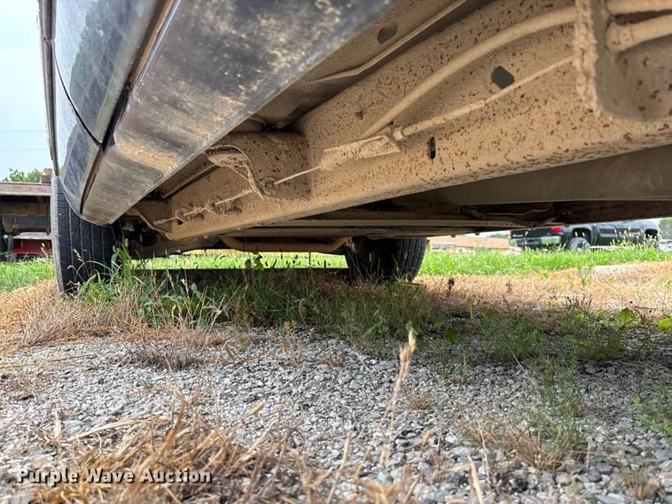 image for item DZ4500 1999 Chevrolet Suburban 1500 SUV