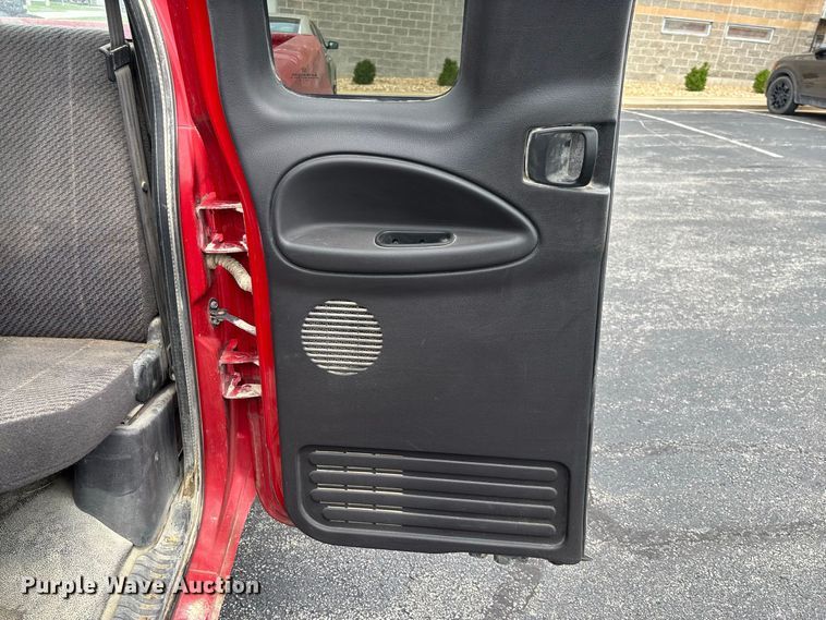 image for item DZ4501 2001 Dodge Ram 1500 Ext. Cab pickup truck
