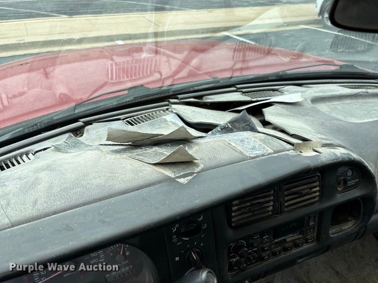 image for item DZ4501 2001 Dodge Ram 1500 Ext. Cab pickup truck