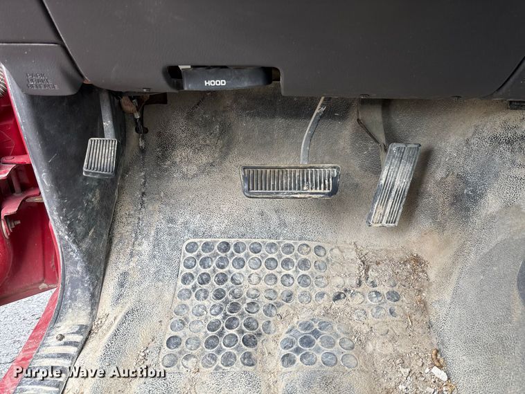 image for item DZ4501 2001 Dodge Ram 1500 Ext. Cab pickup truck