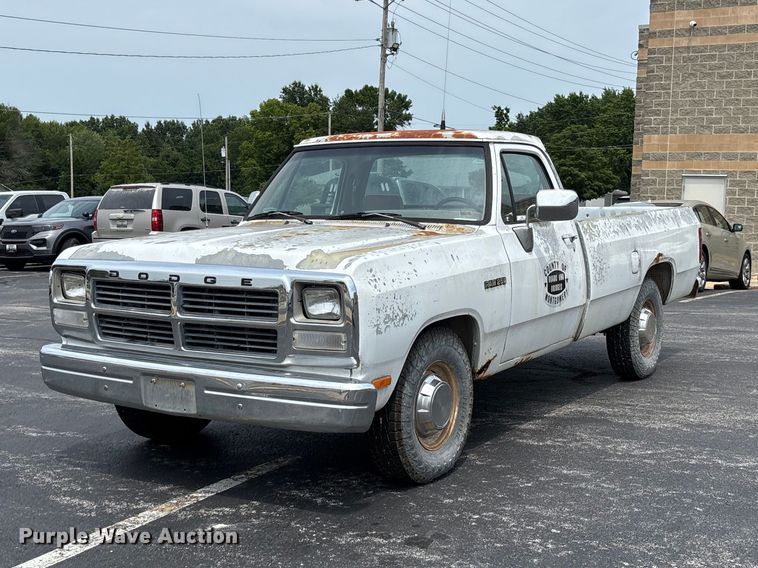 1993 Dodge D200 pickup truck