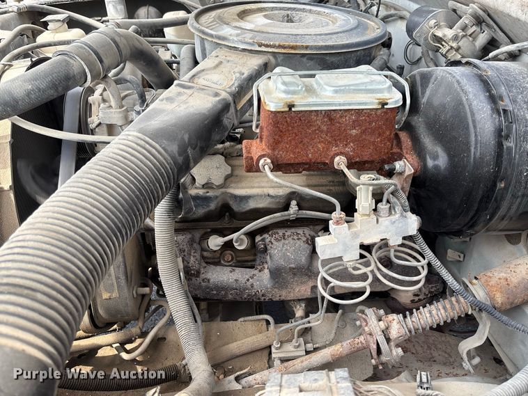 image for item DZ4502 1993 Dodge D200 pickup truck