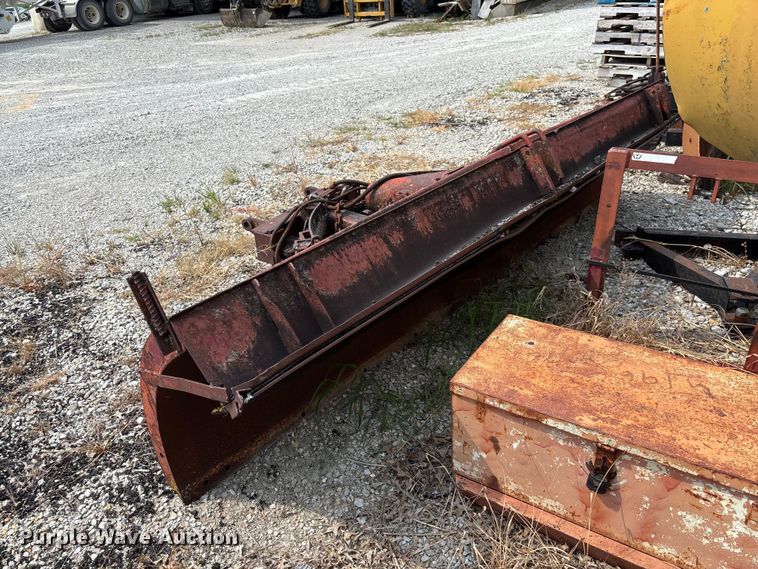 image for item DZ4506 Snow plow