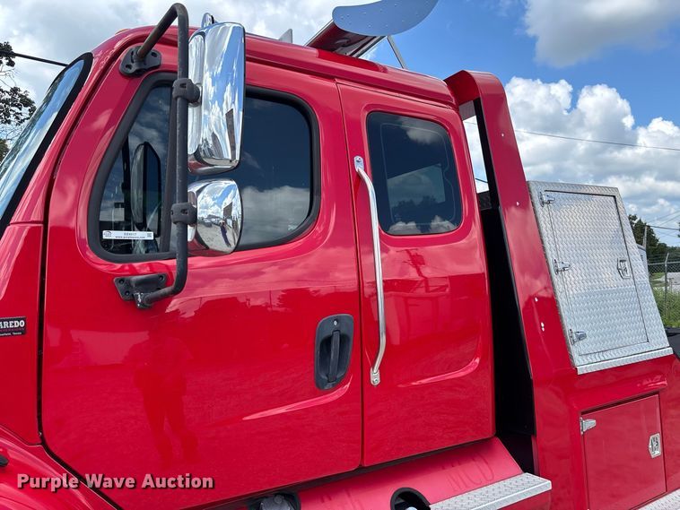 image for item DZ4517 2011 Freightliner M2 112 Ext. Cab flatbed truck