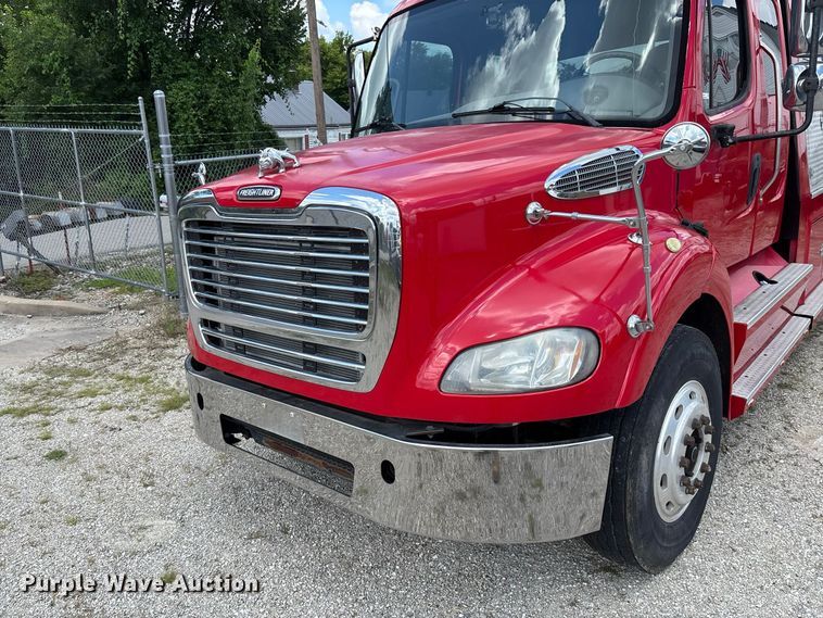 image for item DZ4517 2011 Freightliner M2 112 Ext. Cab flatbed truck