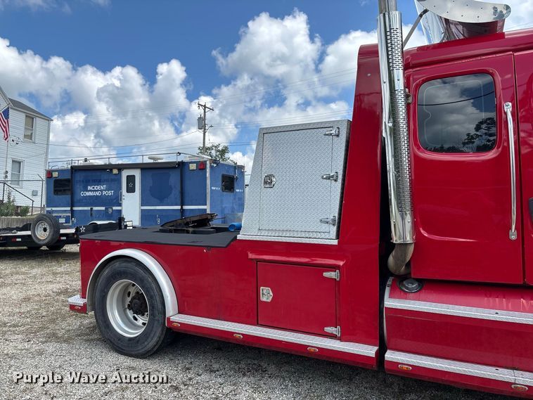 image for item DZ4517 2011 Freightliner M2 112 Ext. Cab flatbed truck