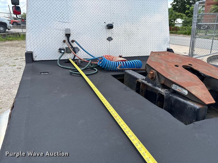 image for item DZ4517 2011 Freightliner M2 112 Ext. Cab flatbed truck