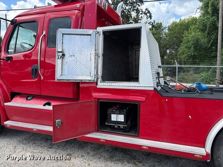 image for item DZ4517 2011 Freightliner M2 112 Ext. Cab flatbed truck