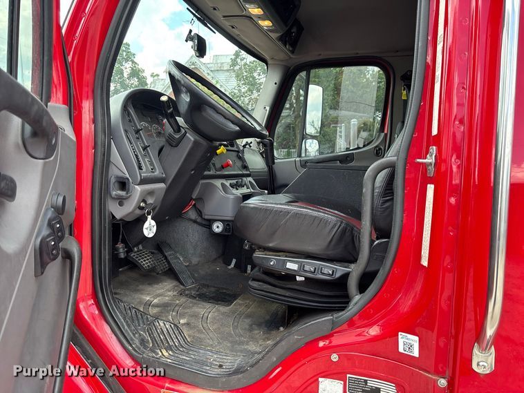 image for item DZ4517 2011 Freightliner M2 112 Ext. Cab flatbed truck