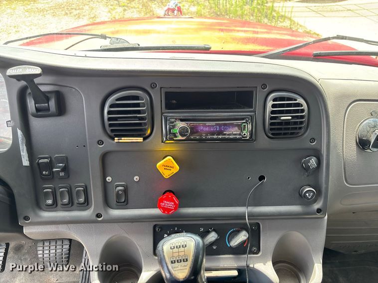 image for item DZ4517 2011 Freightliner M2 112 Ext. Cab flatbed truck