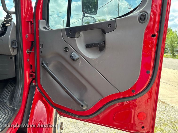 image for item DZ4517 2011 Freightliner M2 112 Ext. Cab flatbed truck