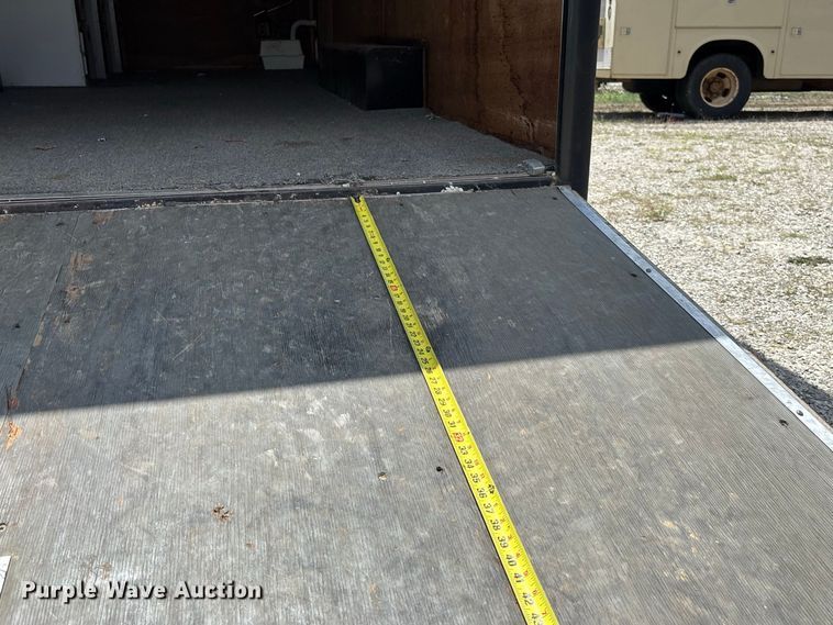 image for item DZ4519 1993 Wells Cargo EW2022 enclosed cargo trailer