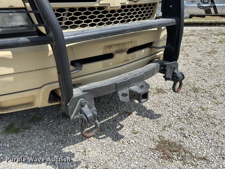 image for item DZ4520 2007 Chevrolet Silverado 3500 Ext. Cab utility bed pickup truck