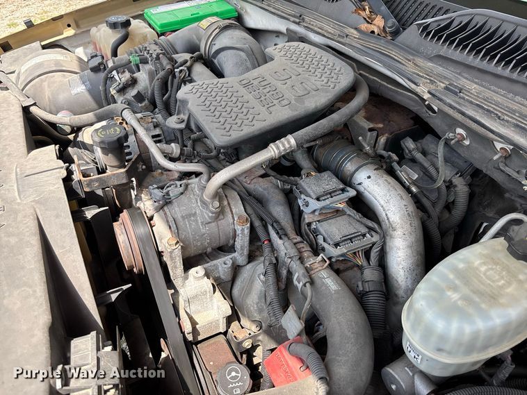 image for item DZ4520 2007 Chevrolet Silverado 3500 Ext. Cab utility bed pickup truck