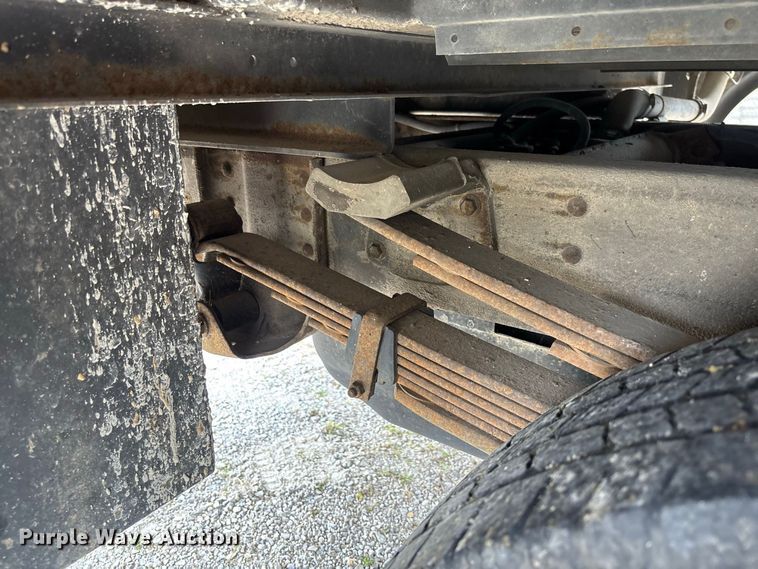 image for item DZ4520 2007 Chevrolet Silverado 3500 Ext. Cab utility bed pickup truck