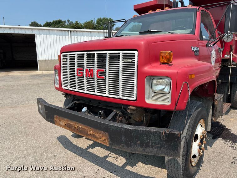 image for item DZ4524 1992 GMC C7 TopKick hook lift truck
