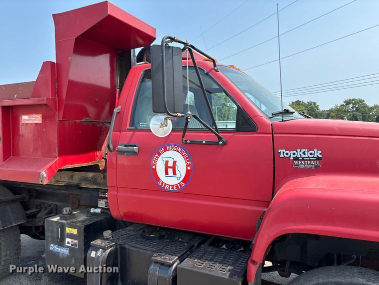 image for item DZ4524 1992 GMC C7 TopKick hook lift truck