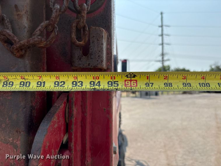 image for item DZ4524 1992 GMC C7 TopKick hook lift truck