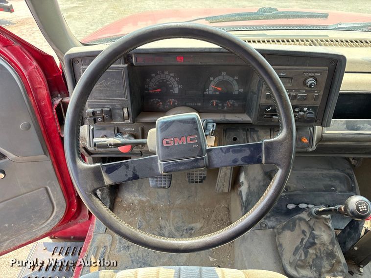 image for item DZ4524 1992 GMC C7 TopKick hook lift truck