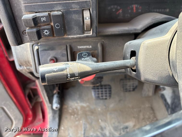 image for item DZ4524 1992 GMC C7 TopKick hook lift truck